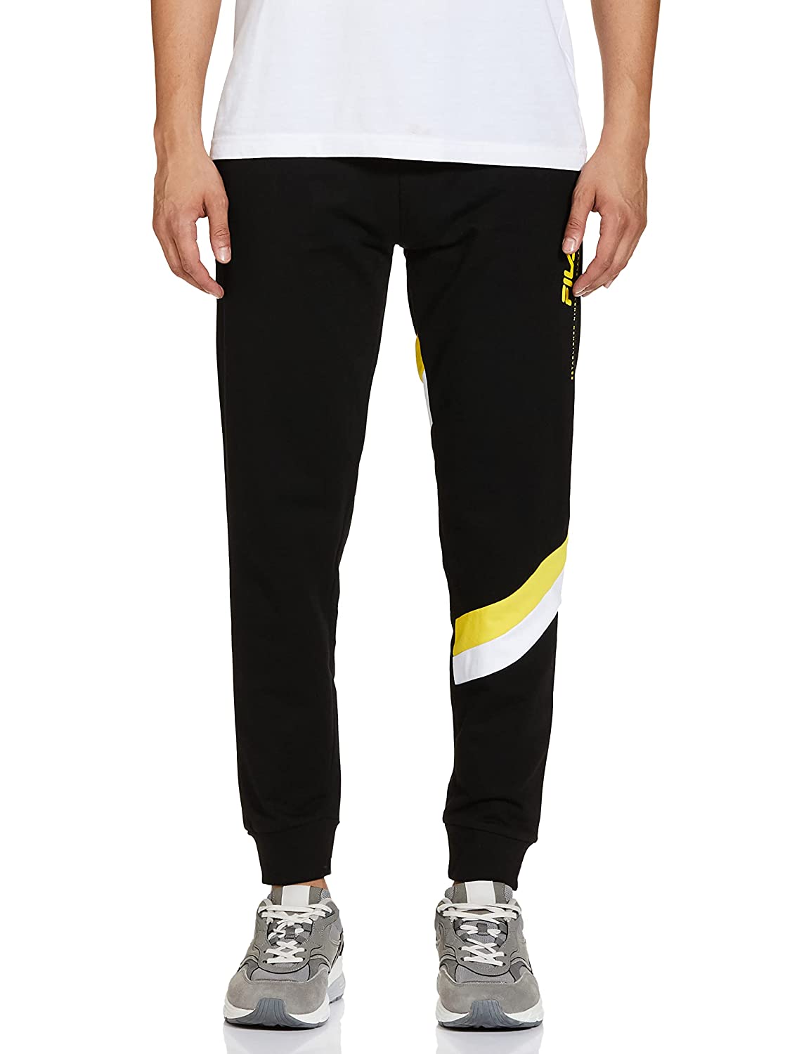 11 Best Men's Trackpants To Buy This Winter | Checkout – Best Deals, Expert  Product Reviews & Buying Guides
