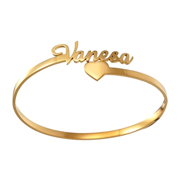 personalized-gifting-ideas-hand-bracelet-with-name