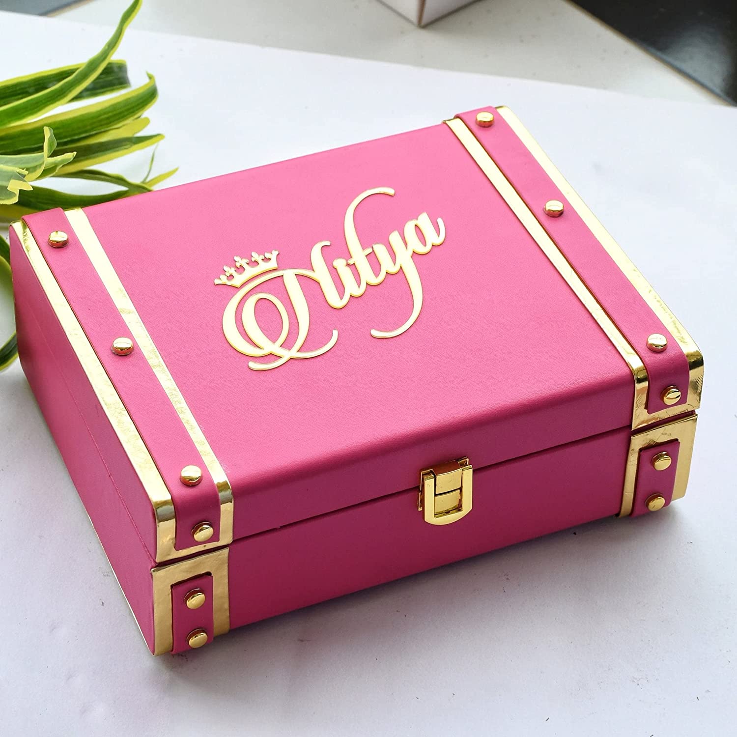 personalized-name-trunk