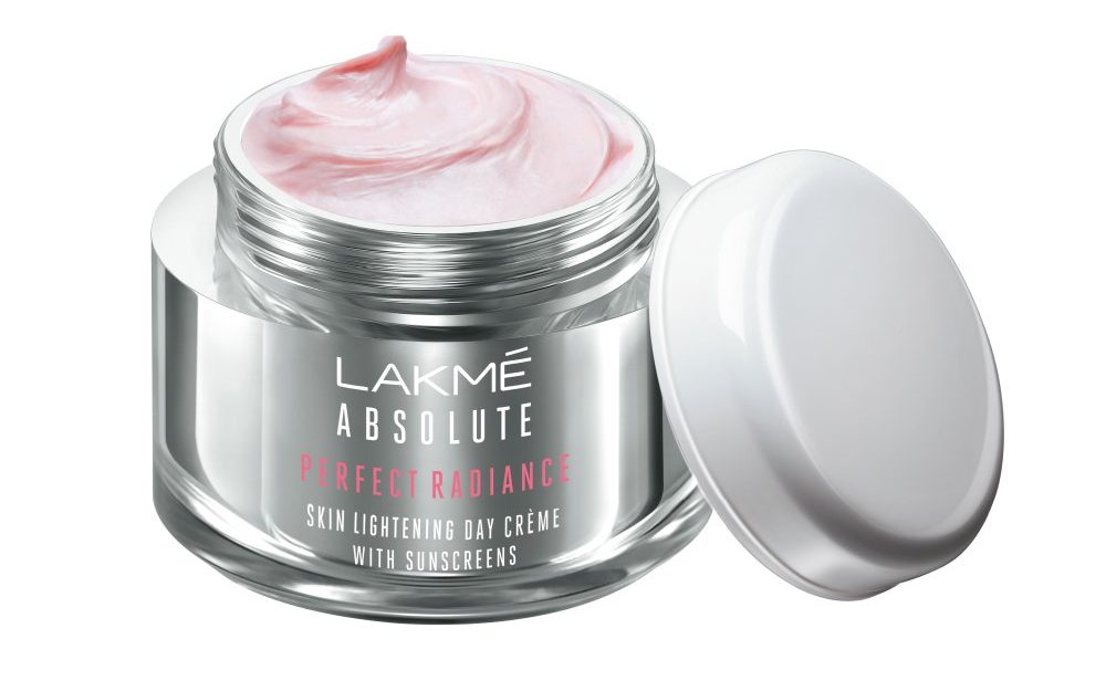 lakme-absolute-perfect-radiance-brightening-day-crème