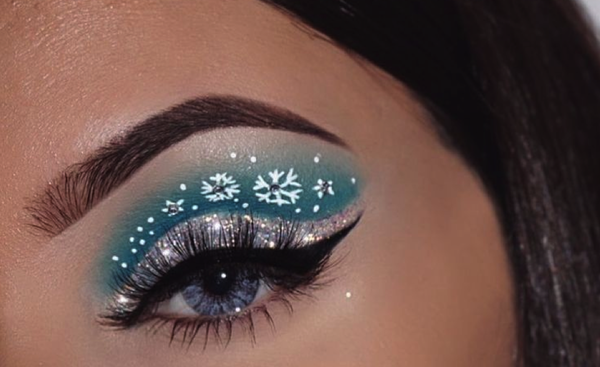 snowflakes-christmas-holiday-makeup