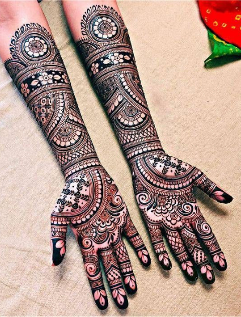 Latest Indian Mehndi Designs 2019: Simple Breath-Taking Bridal Hand and  Feet Mehandi Patterns to Take Inspiration From | 🛍️ LatestLY